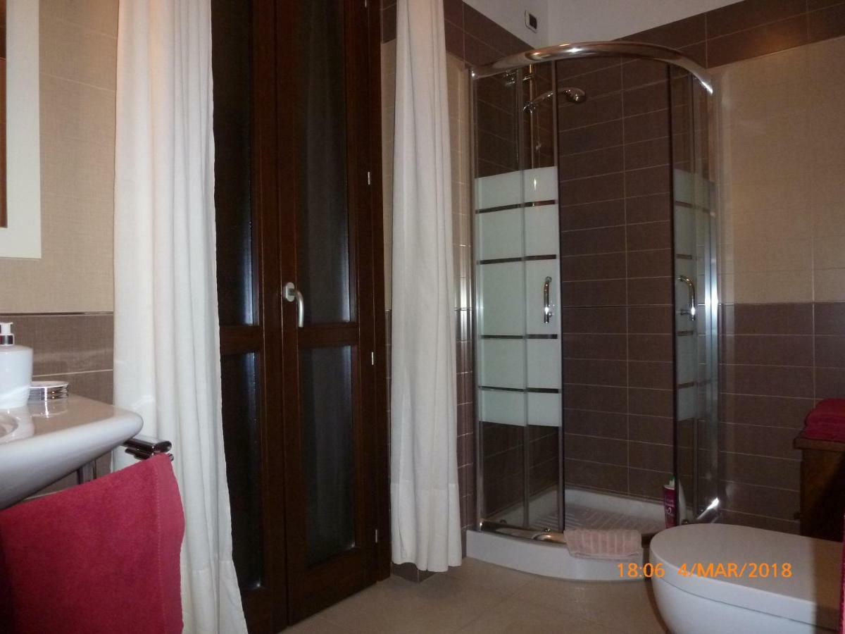 Emozioni D'Estate Bed & Breakfast Pula Exterior photo
